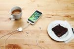 Belkin Lightning Audio + Charge Rockstar, iPhone Lightning Audio Adapter , White - Image 2